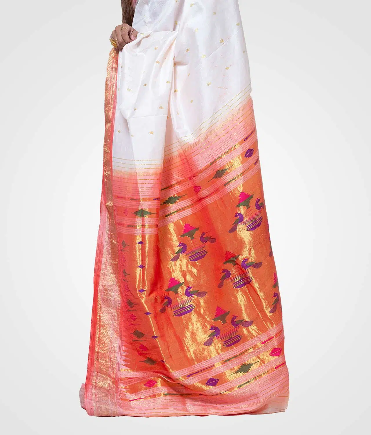 Pure White Original Silk Hand Woven Paithani Saree